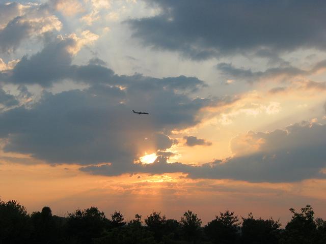 Sunset in Dulles flight path, Chantilly, Virginia